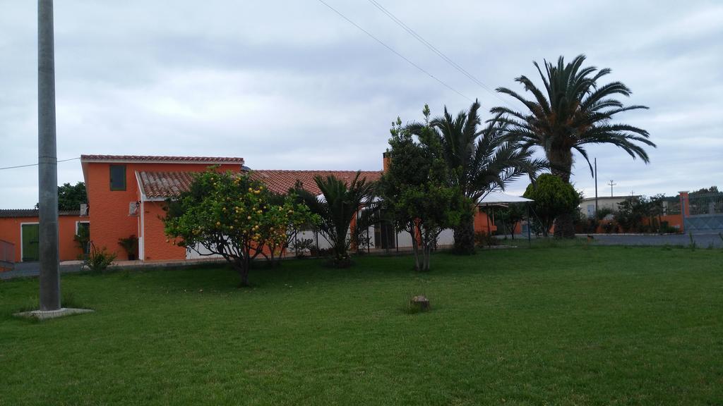 Agriturismo Santa Barbara Sarroch Exterior foto